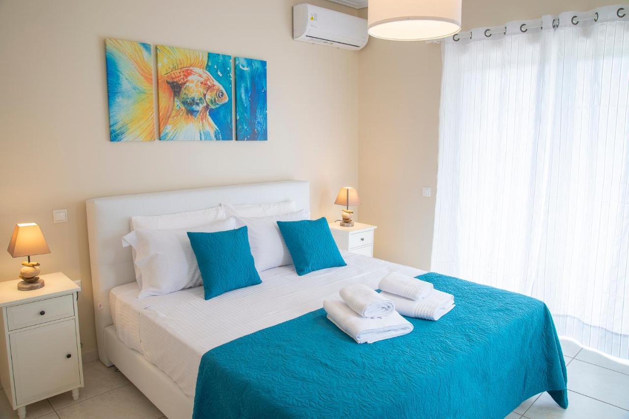 Helios: Charming Beach Home Next To Crystal Waters เนอามากรี ภายนอก รูปภาพ