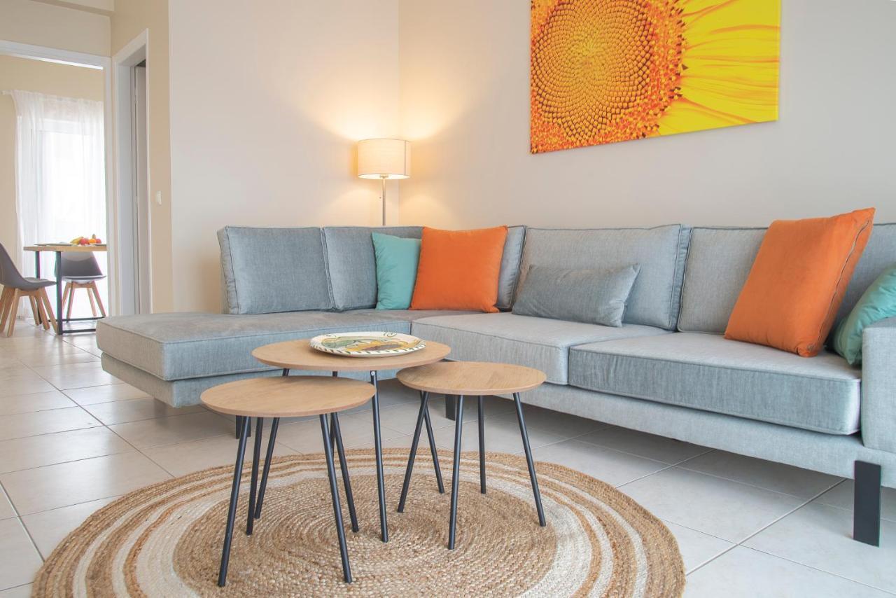 Helios: Charming Beach Home Next To Crystal Waters เนอามากรี ภายนอก รูปภาพ
